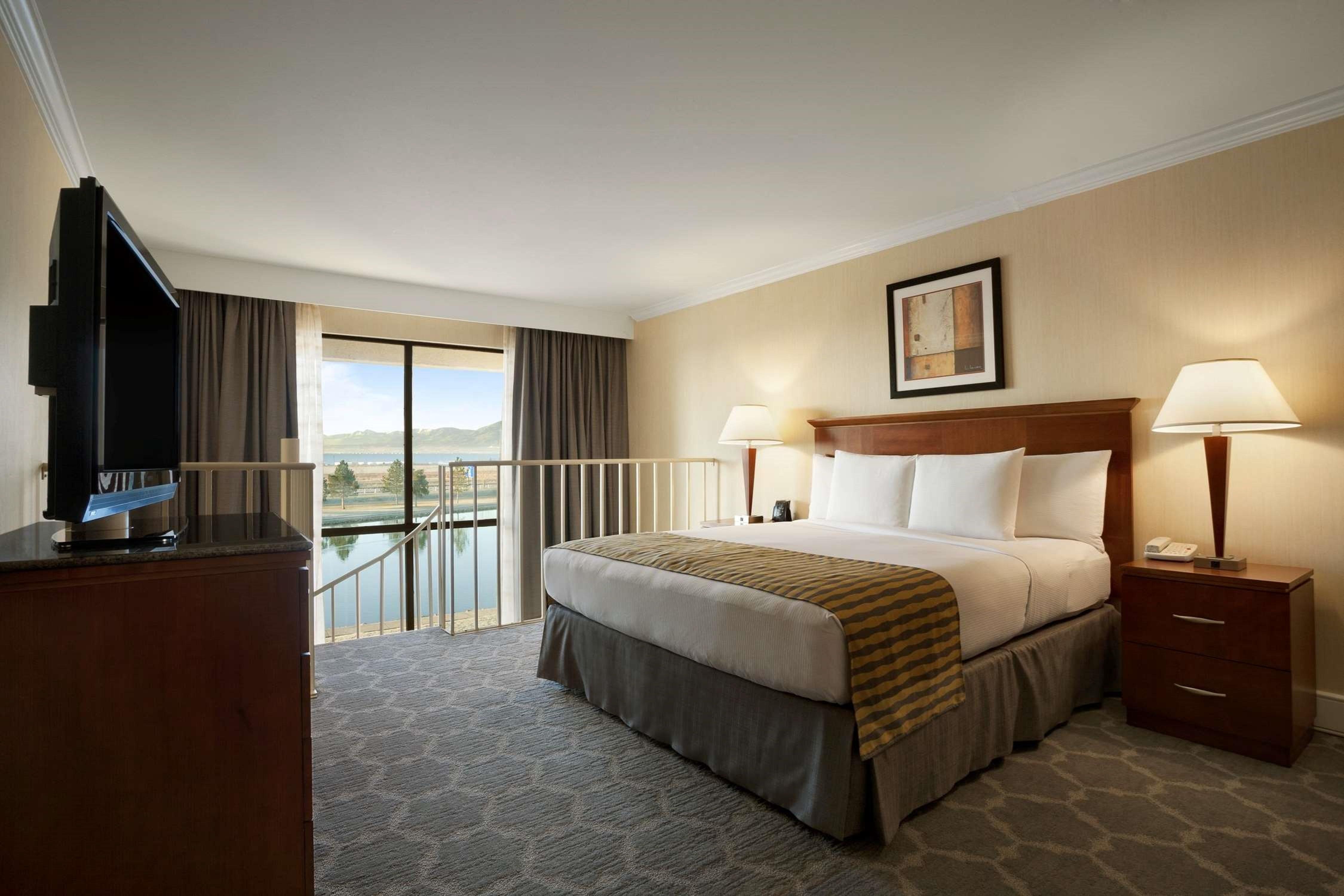 Doubletree By Hilton Hotel Salt Lake City Airport Экстерьер фото