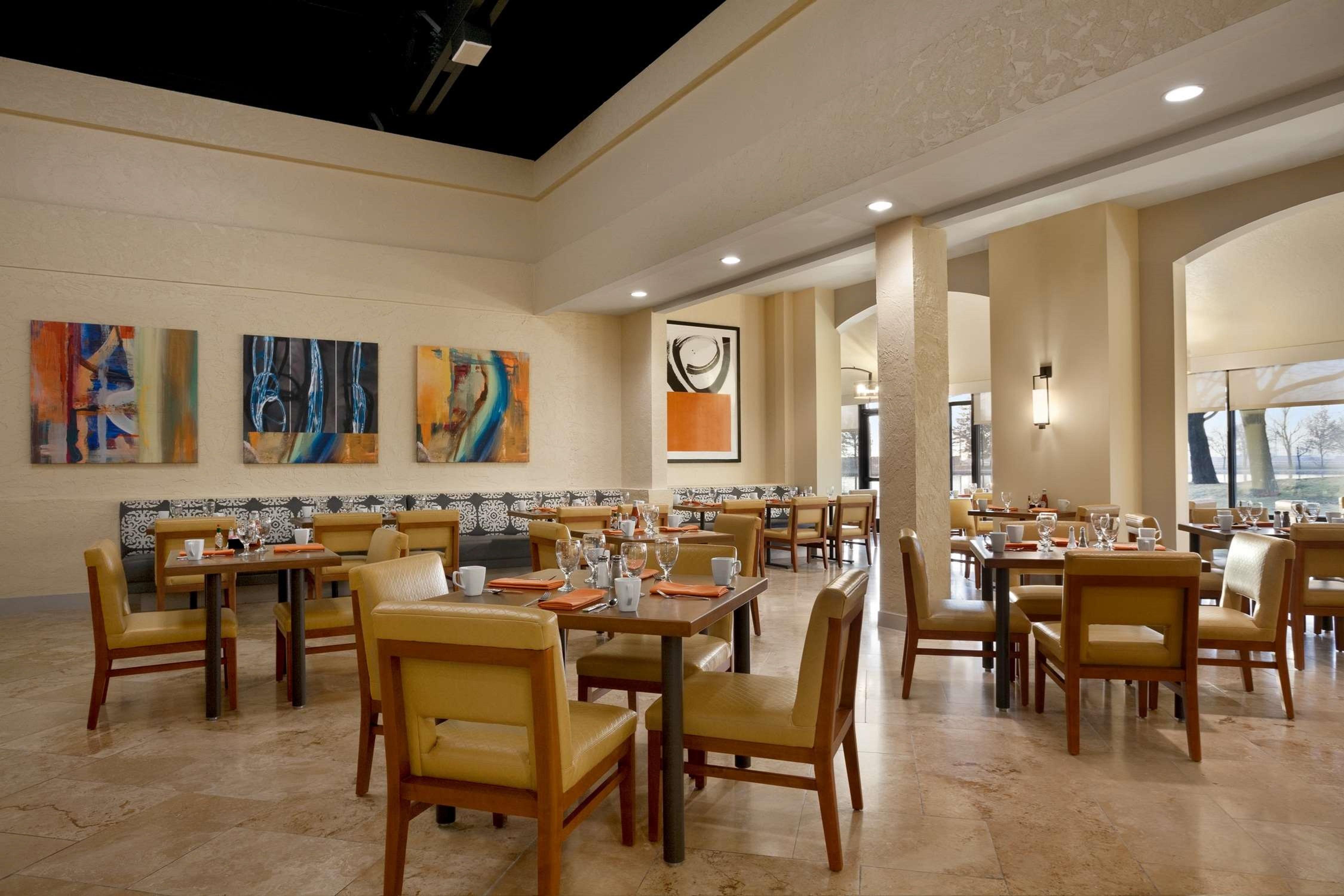 Doubletree By Hilton Hotel Salt Lake City Airport Экстерьер фото