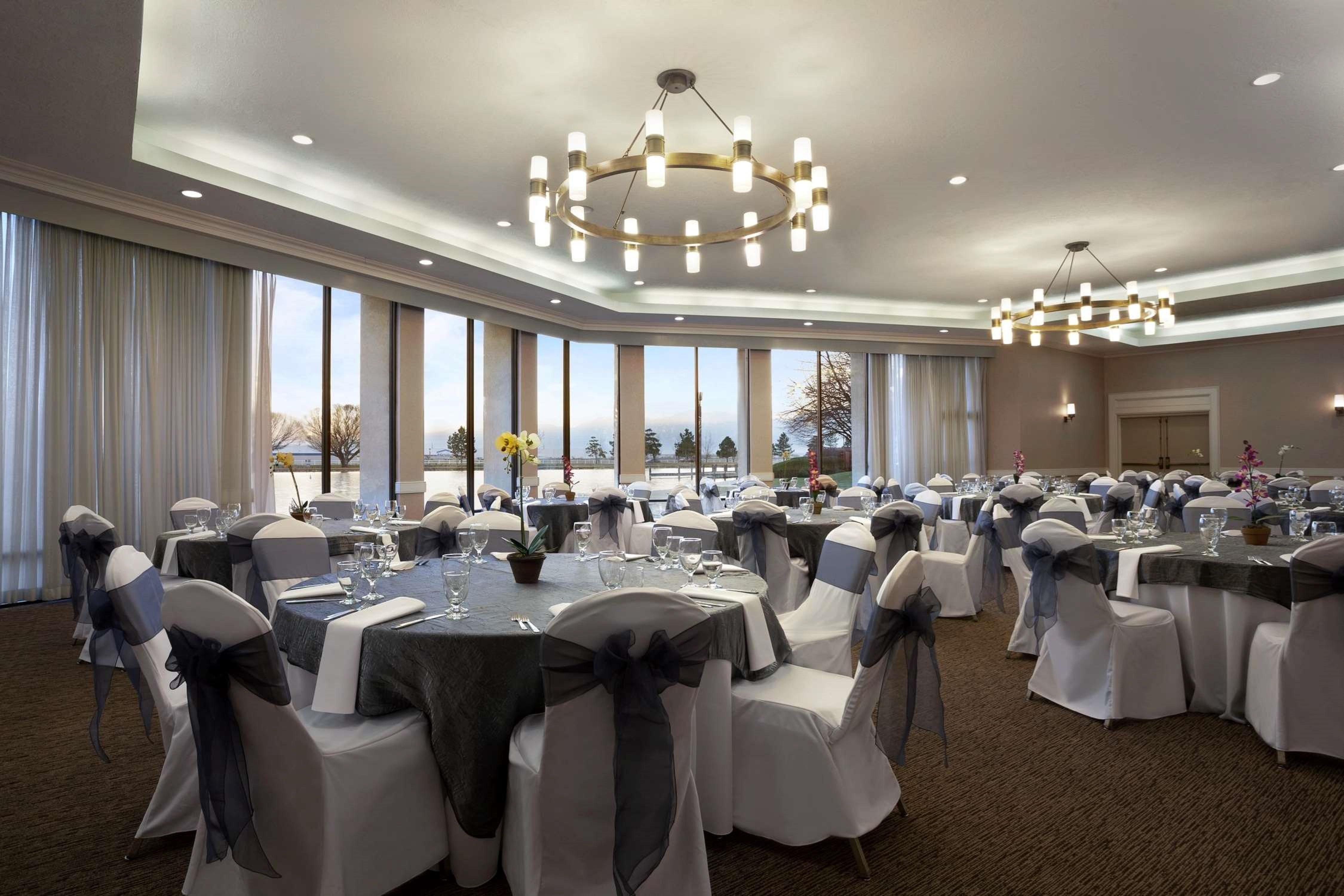 Doubletree By Hilton Hotel Salt Lake City Airport Экстерьер фото