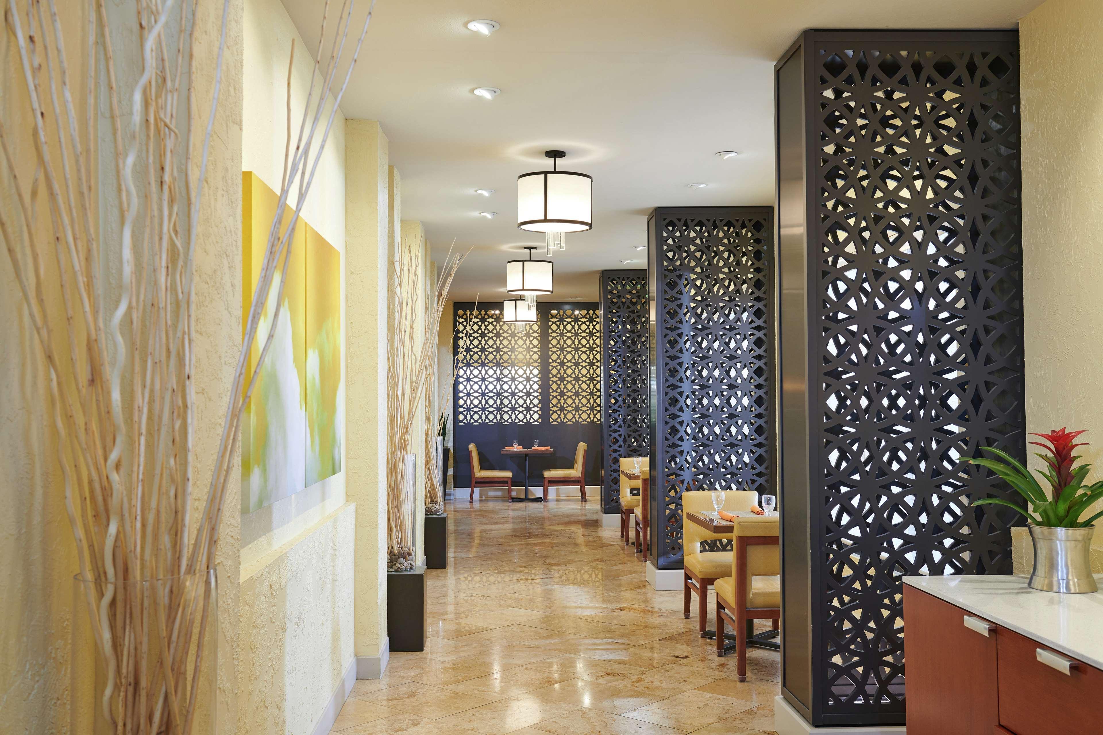 Doubletree By Hilton Hotel Salt Lake City Airport Экстерьер фото