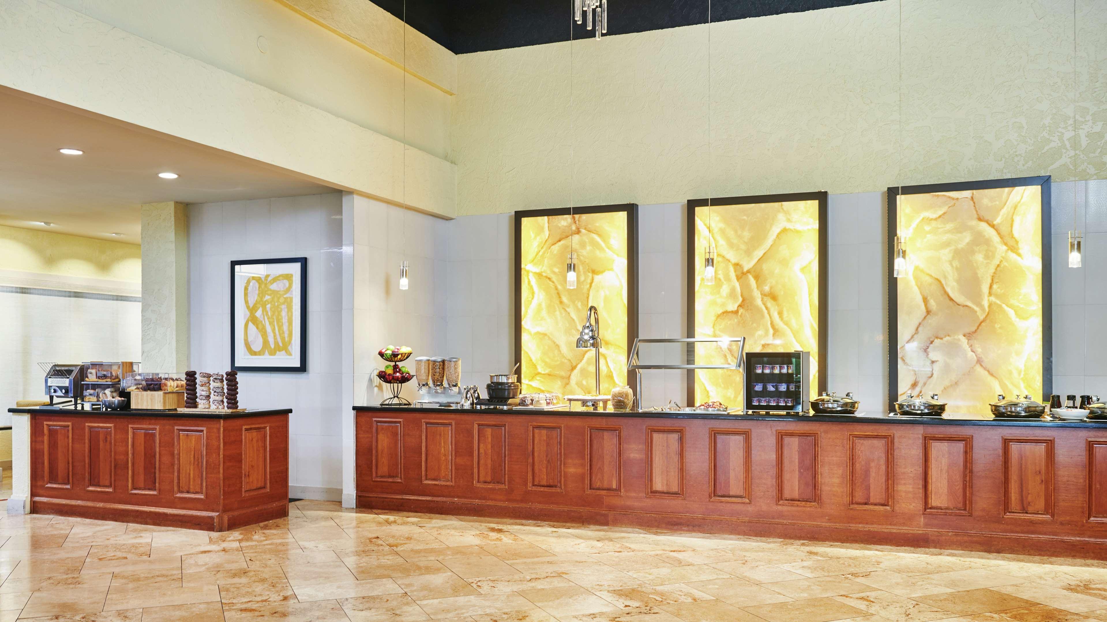 Doubletree By Hilton Hotel Salt Lake City Airport Экстерьер фото