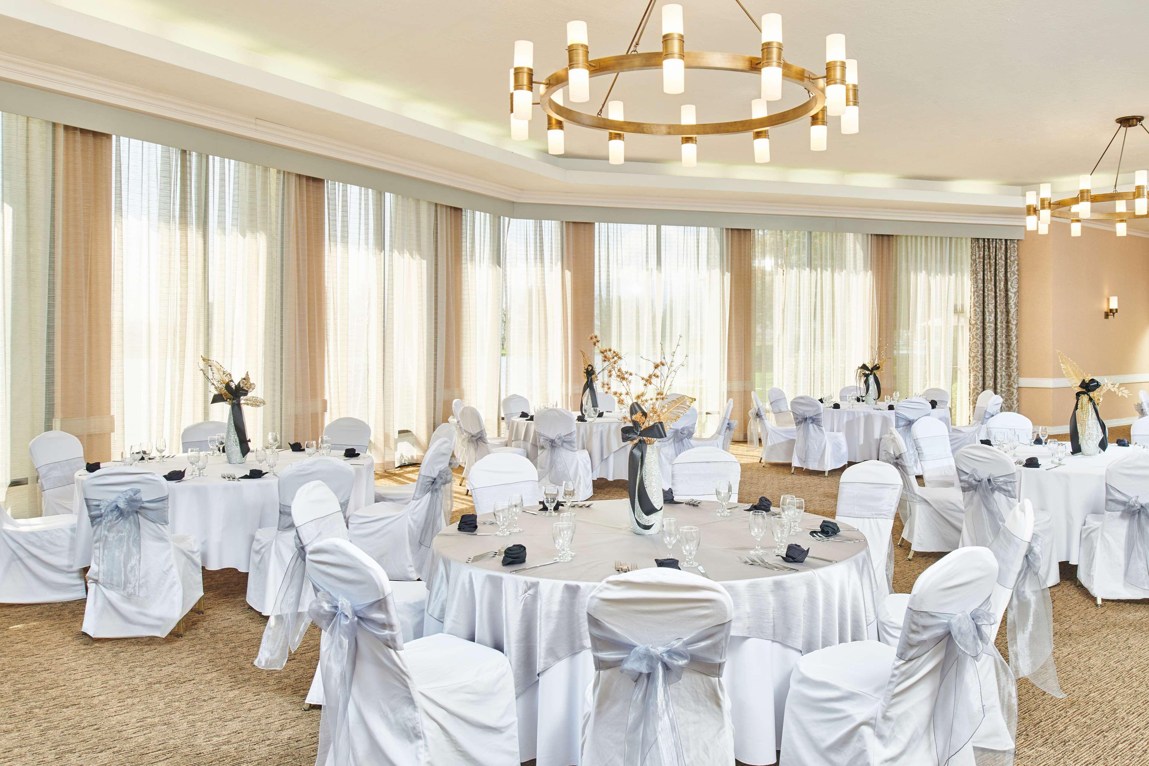 Doubletree By Hilton Hotel Salt Lake City Airport Экстерьер фото