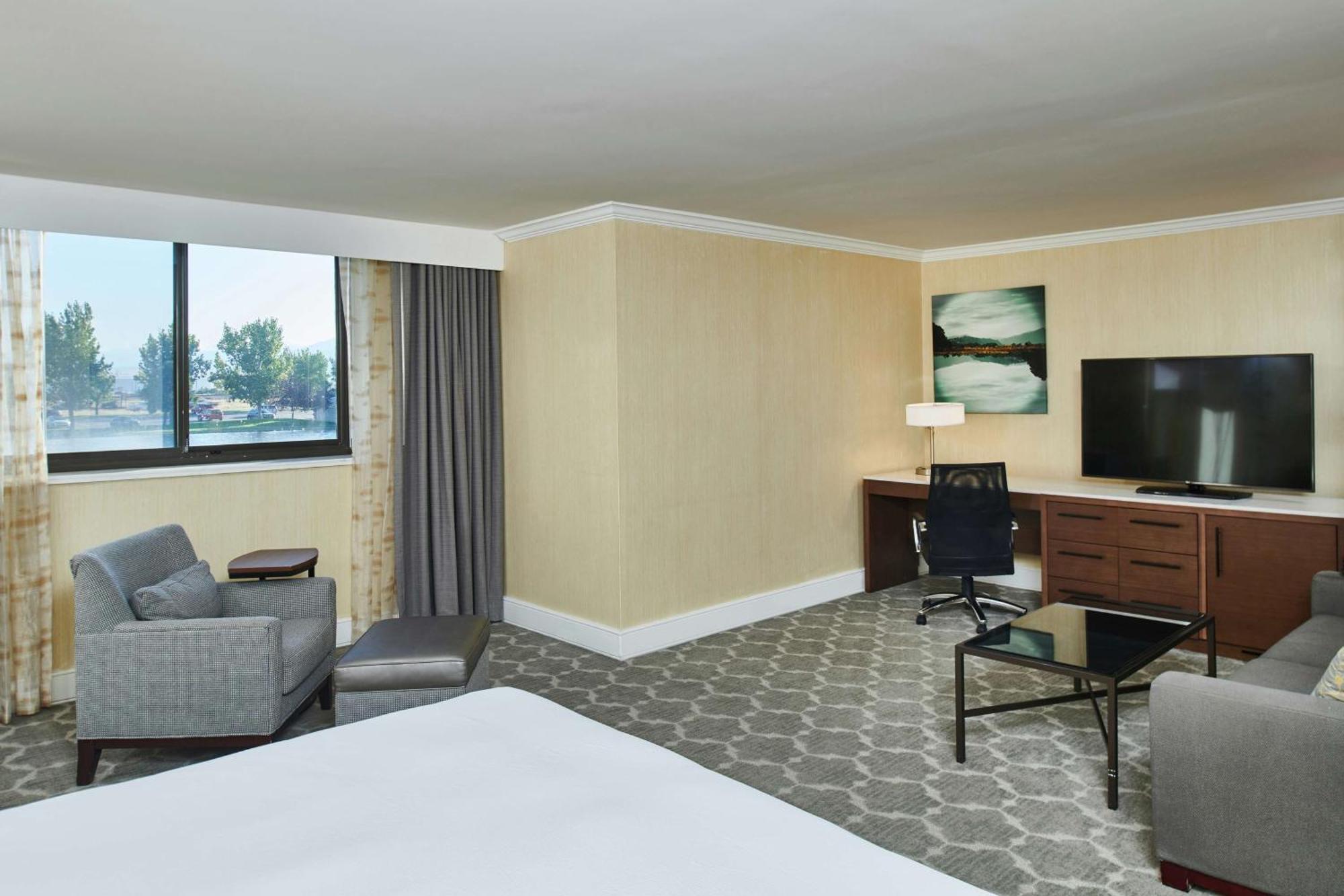 Doubletree By Hilton Hotel Salt Lake City Airport Экстерьер фото