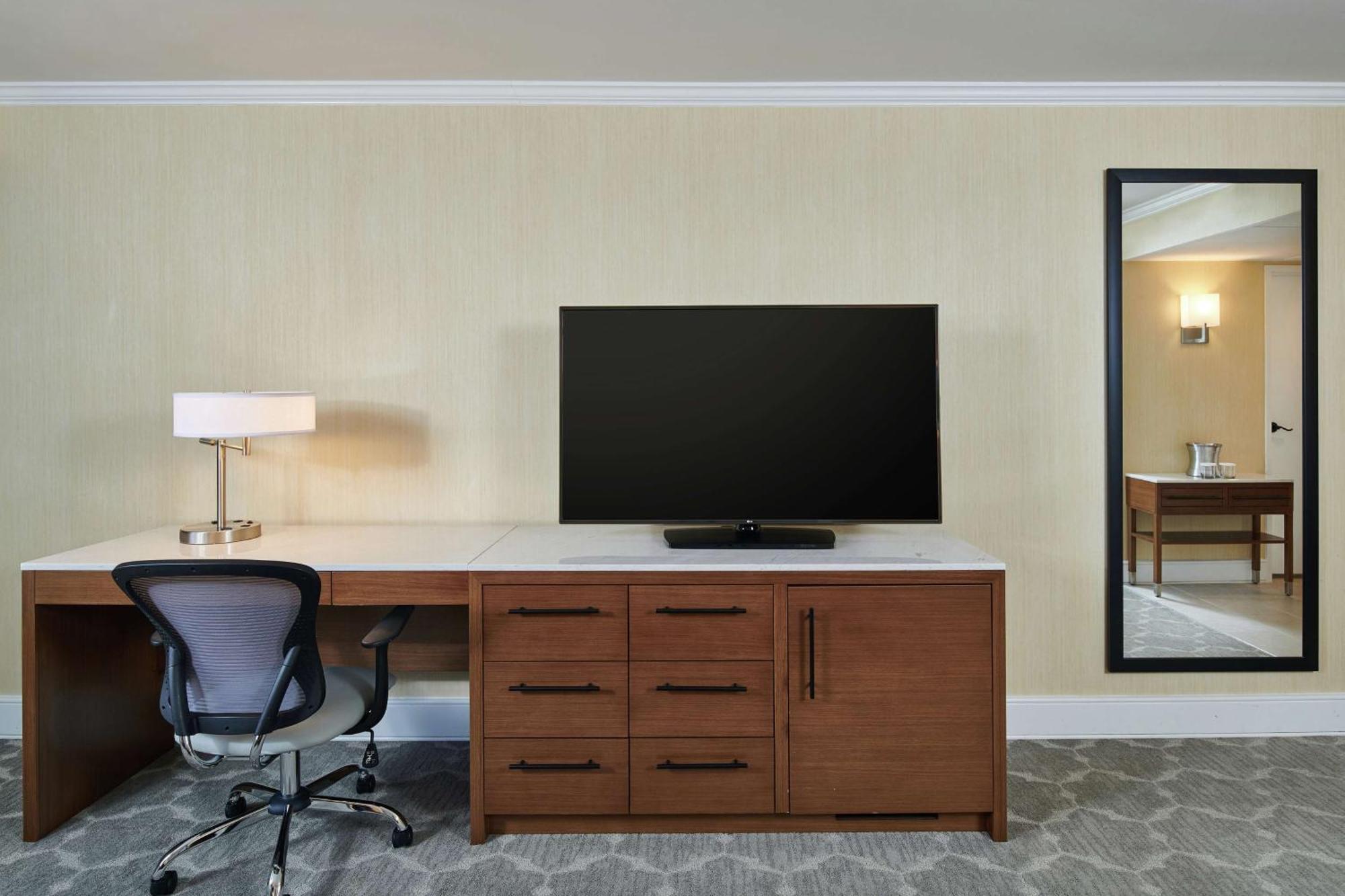 Doubletree By Hilton Hotel Salt Lake City Airport Экстерьер фото