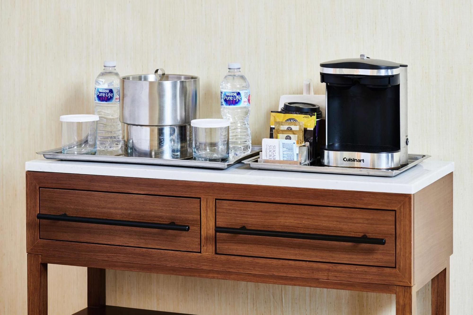 Doubletree By Hilton Hotel Salt Lake City Airport Экстерьер фото
